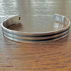 Elegant Silver and Black Women's Cuff Bracelet